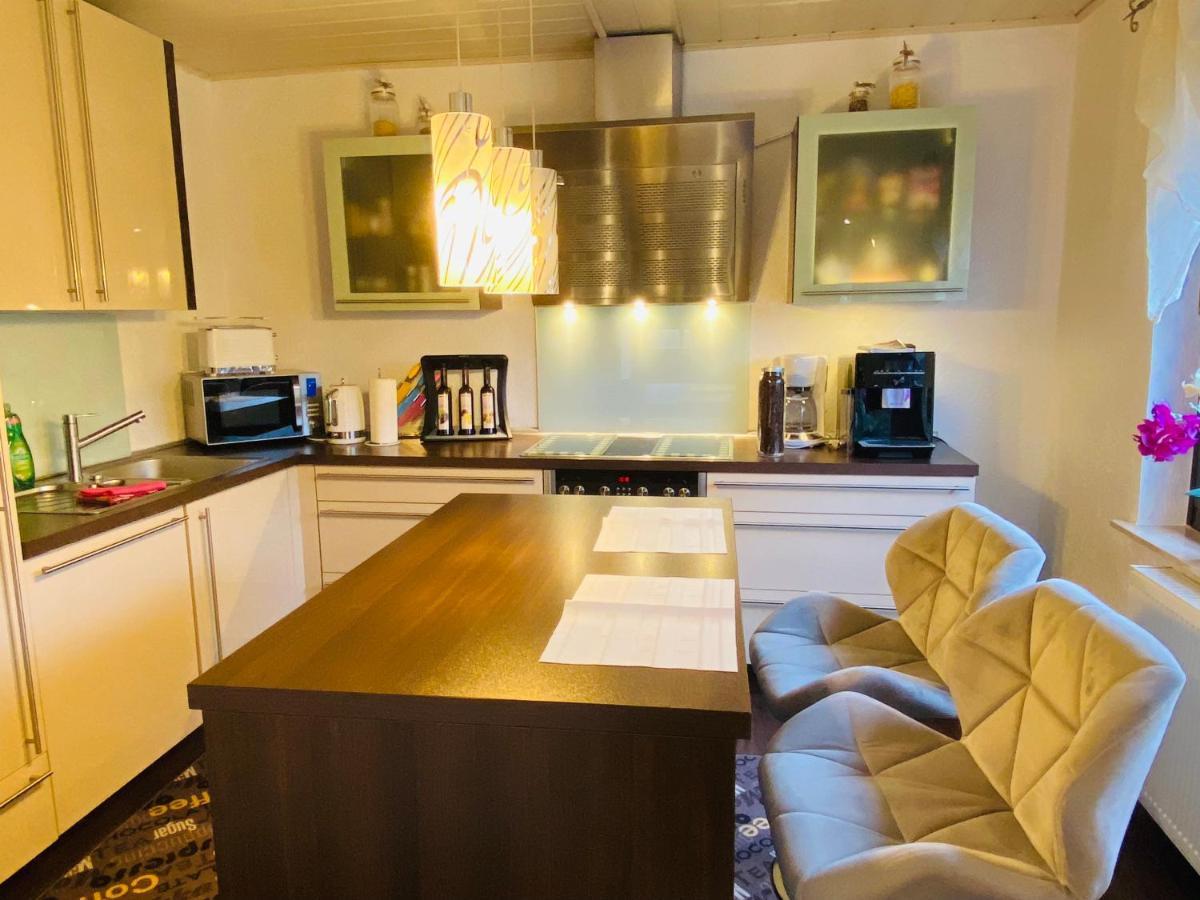 Ferienhaus Zur Waldauer Hoehe Mit 3 Sz, 120Qm & 40Qm Balkon Schleusingen Eksteriør billede