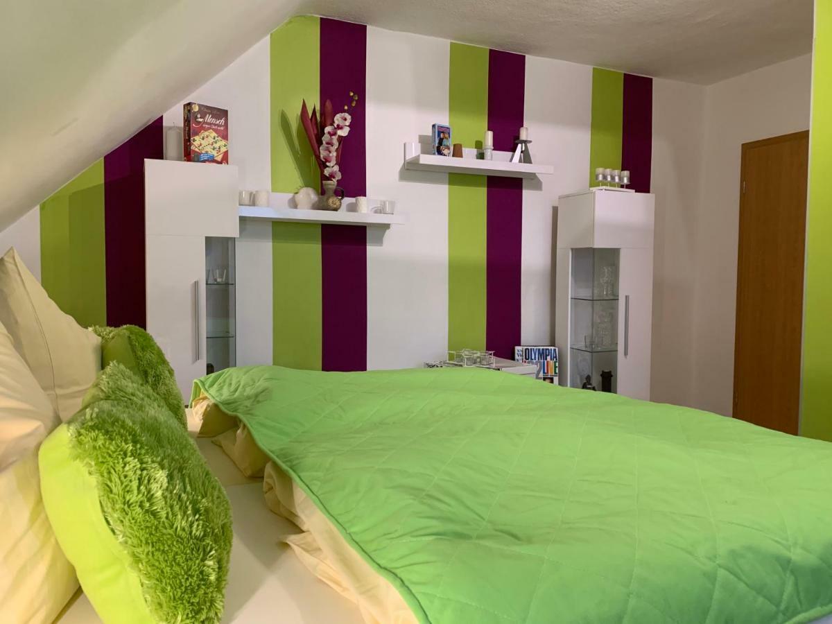 Ferienhaus Zur Waldauer Hoehe Mit 3 Sz, 120Qm & 40Qm Balkon Schleusingen Eksteriør billede